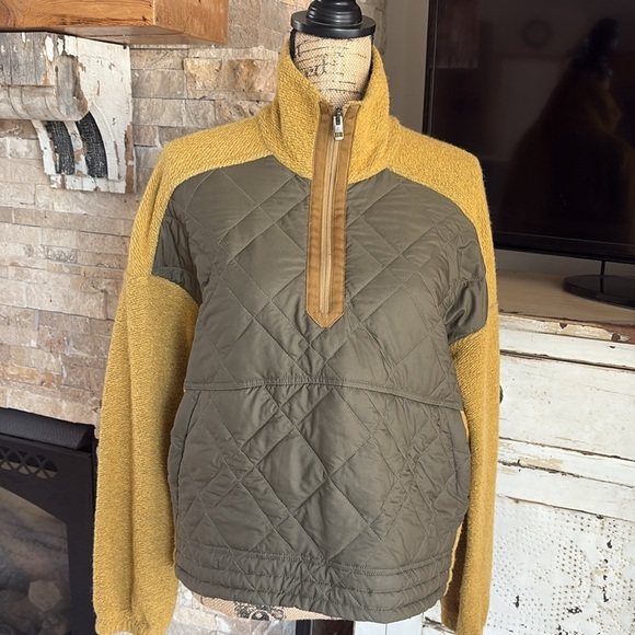 Prana yellow Glen Ivy pullover 1/4 zip quilted center two zip pockets fleece - Picture 5 of 16